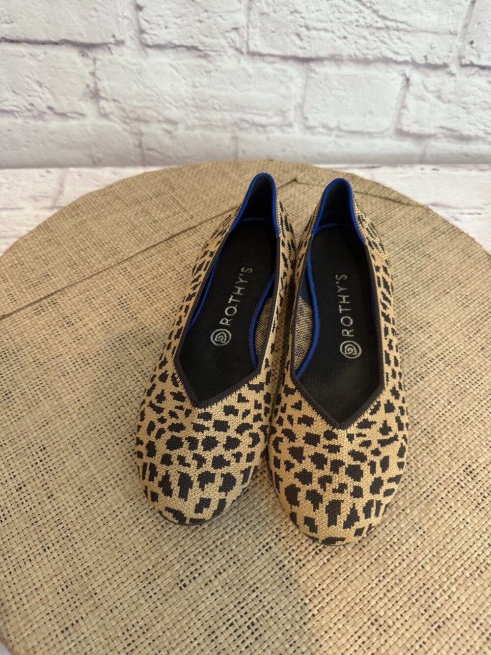 Rothy's Leopard round toe tan black print size 9 - Picture 2 of 11